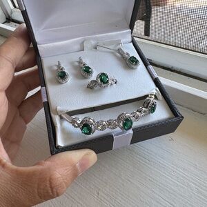 Sterling Silver Emerald Green Jewelry Set - Necklace, Earrings, Ring & Bracelet